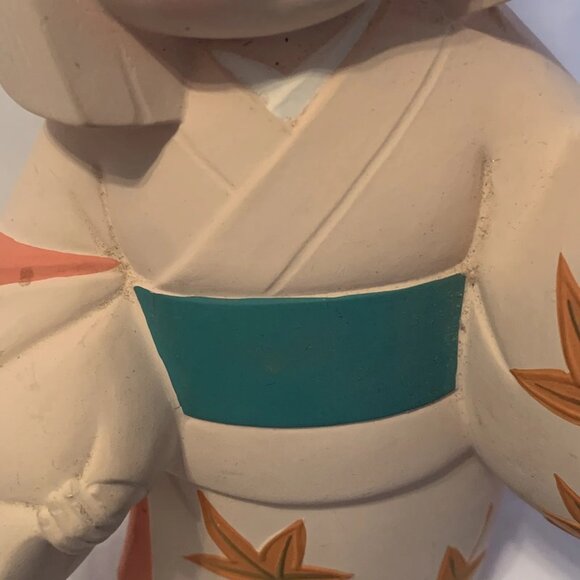 Ceramic Geisha Figure - The Orient Inc - Kawaii - Maple Leaf Design- 10” Tall - Picture 10 of 10